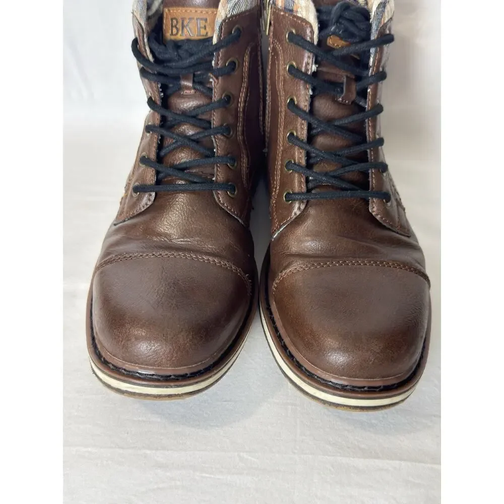 BKE Holt Men’s Brown Faux Leather Lace Up Boots with Plaid Lining Size 7